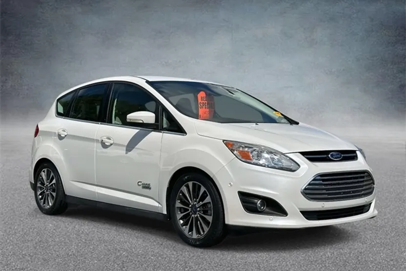 2017 Ford C-Max Energi Titanium photo 1