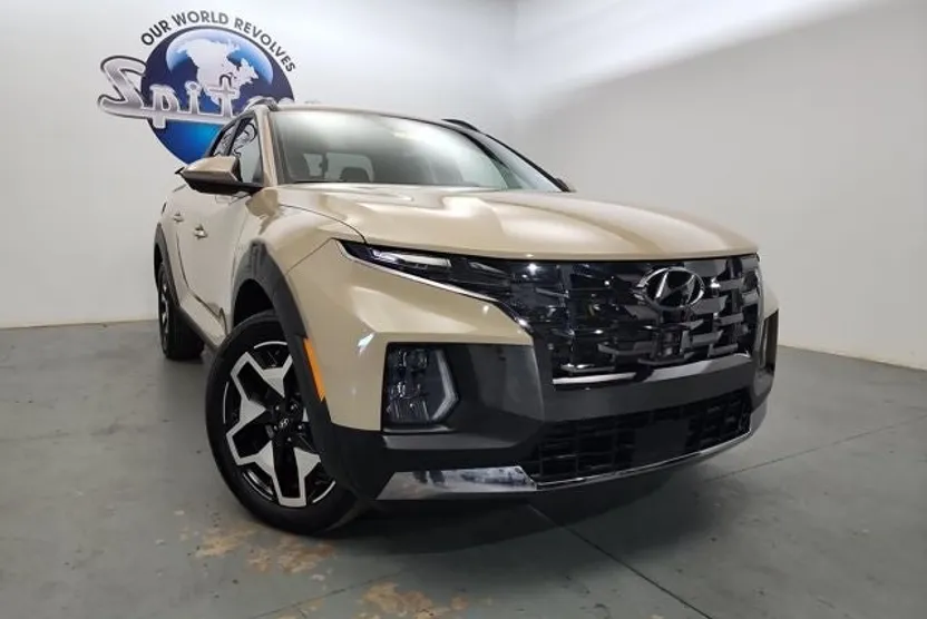 2023 Hyundai Santa Cruz Limited photo 1
