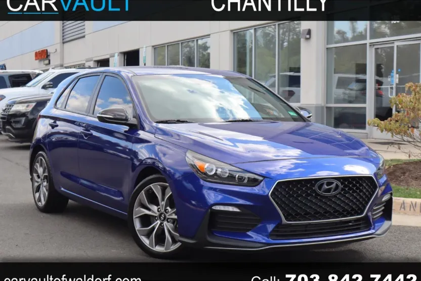 2019 Hyundai Elantra GT N Line photo 1