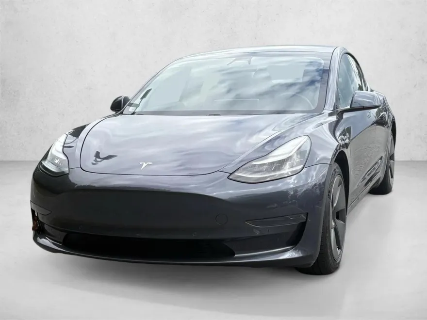 2021 Tesla Model 3 Standard Range Plus photo 1