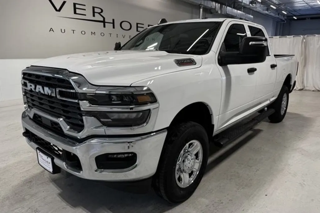 2025 Ram 2500 Tradesman photo 1
