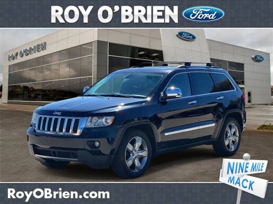 2011 Jeep Grand Cherokee Overland photo 1
