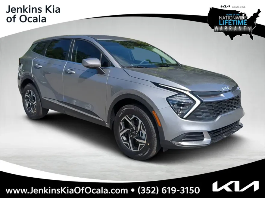 2025 Kia Sportage LX photo 1