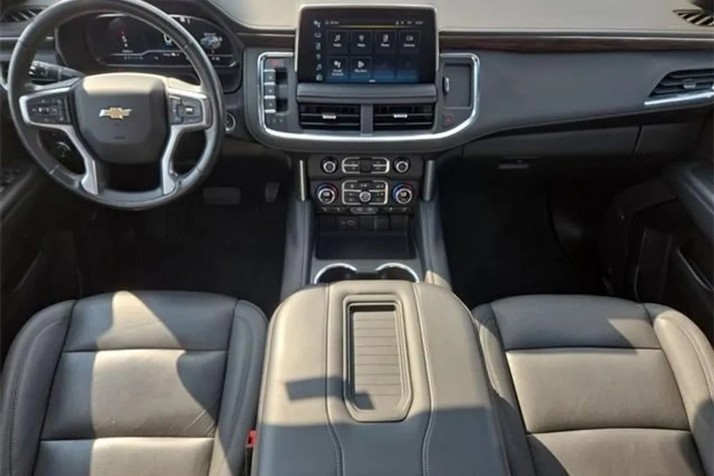 2023 Chevrolet Tahoe LT photo 1