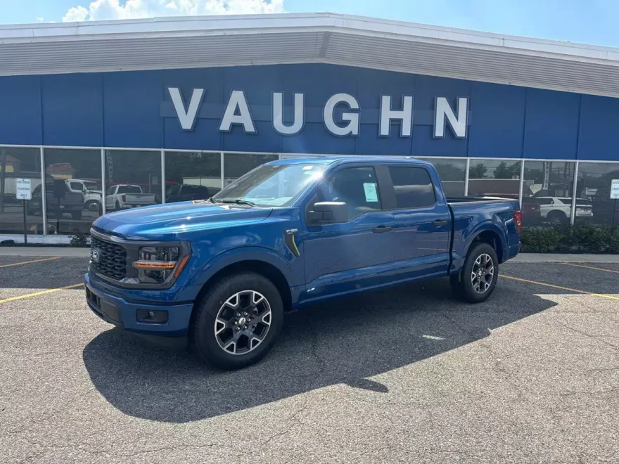 2025 Ford F-150 STX photo 1