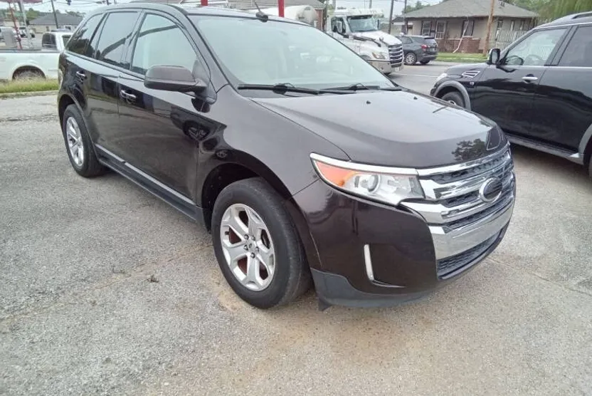 2013 Ford Edge SEL photo 1