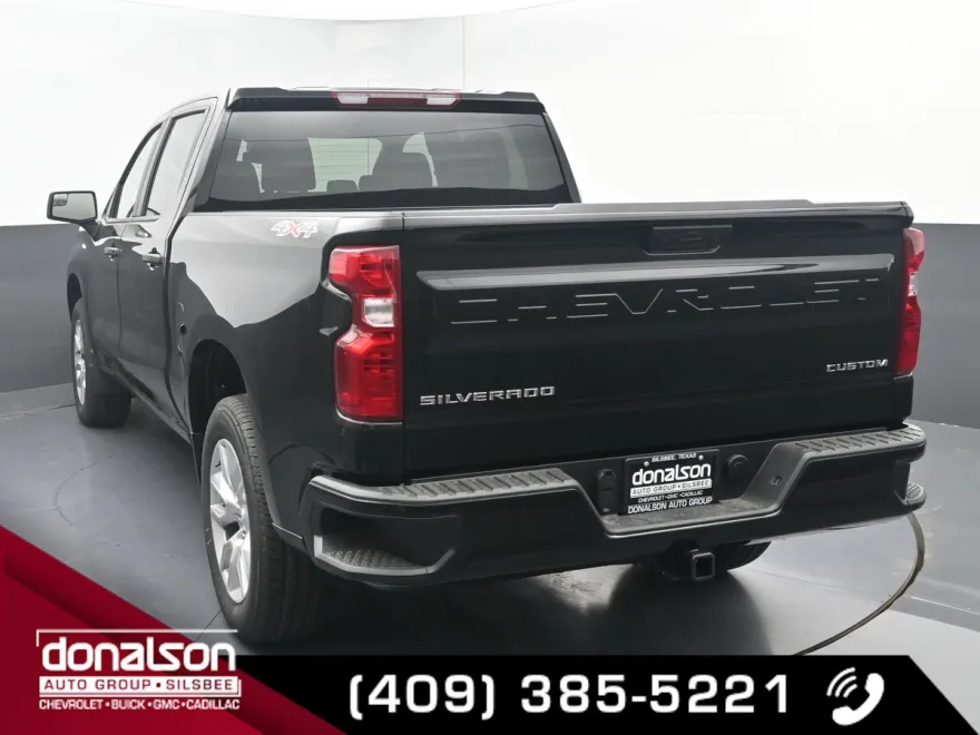 2026 Chevrolet Silverado Custom photo 1