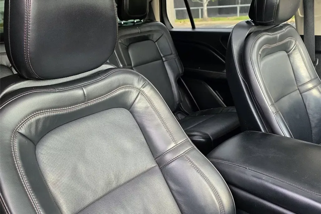 2020 Lincoln Aviator Reserve photo 1