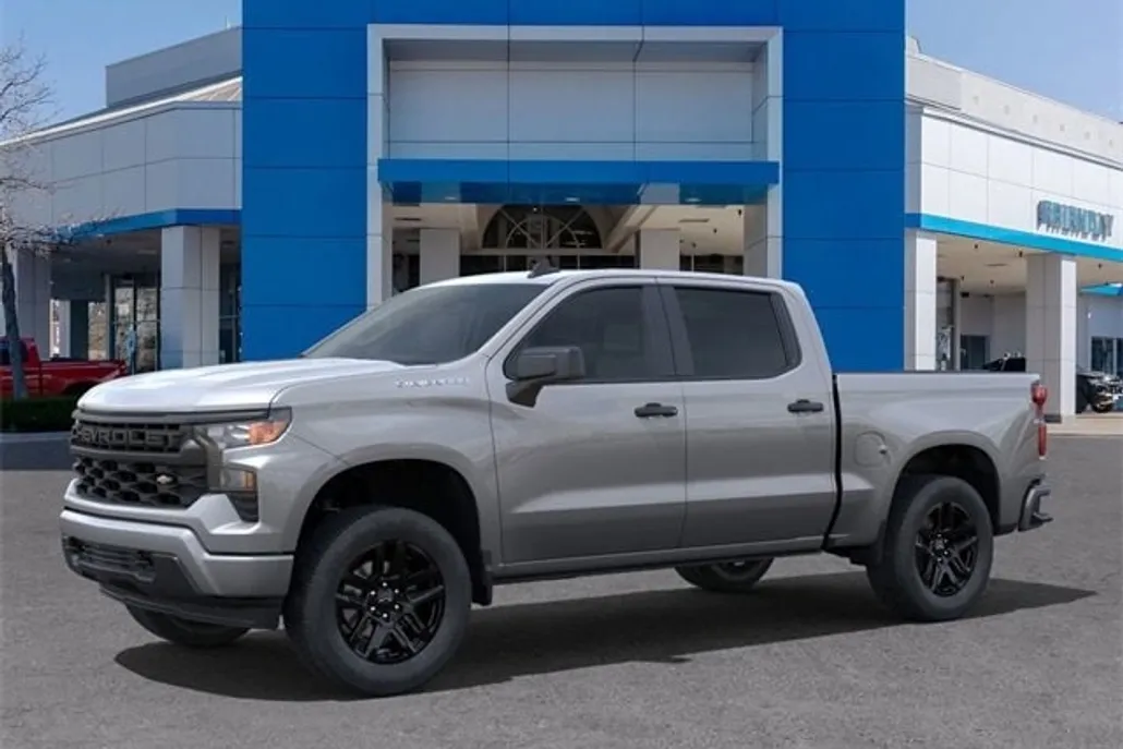 2025 Chevrolet Silverado 1500 Custom photo 1