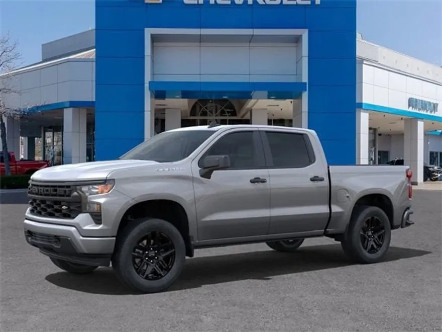 2025 Chevrolet Silverado 1500 Custom photo 1