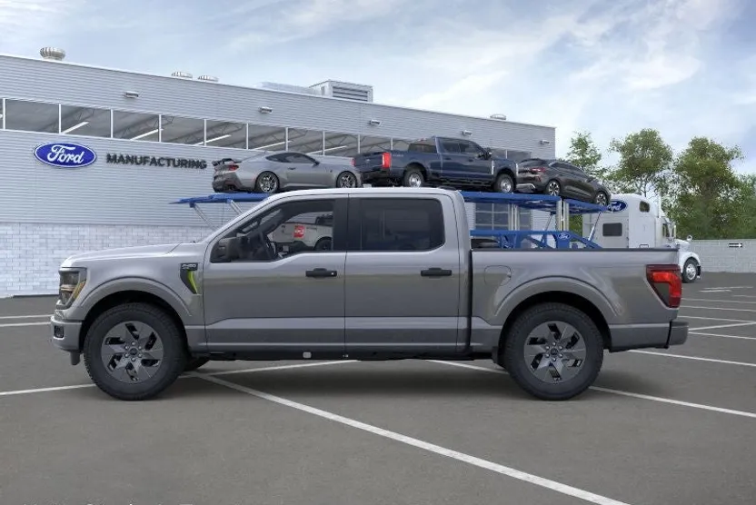 2025 Ford F-150 STX photo 1