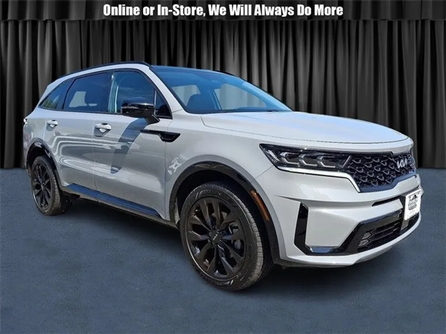 2022 Kia Sorento SX photo 1