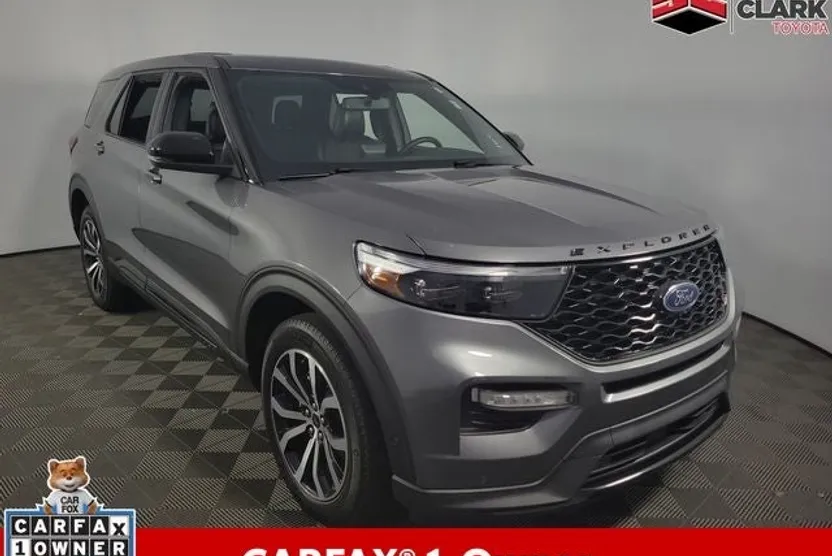 2021 Ford Explorer ST photo 1