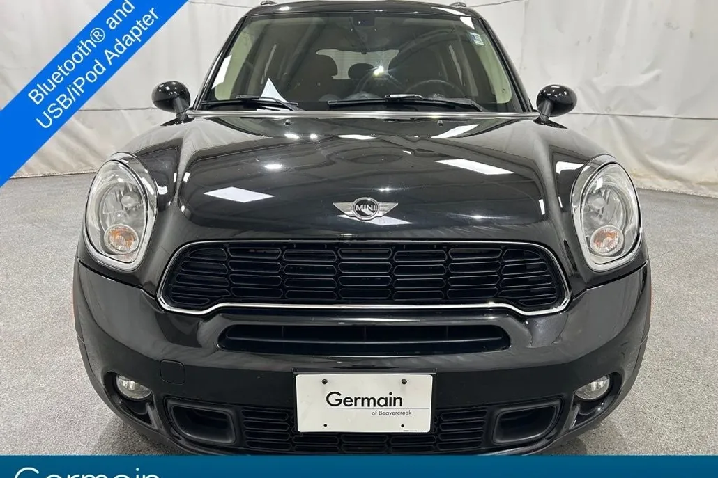 2014 Mini Cooper ALL4 S photo 1
