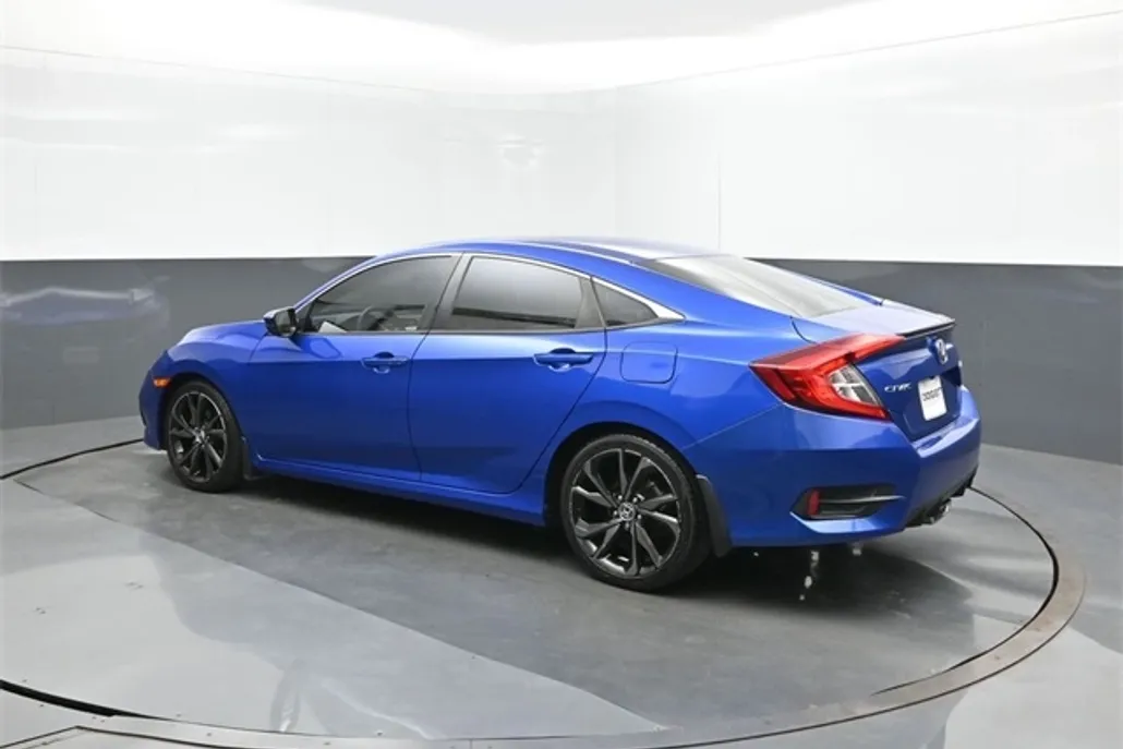 2020 Honda Civic Sport photo 1