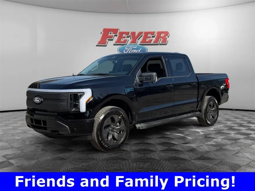 2025 Ford F-150 Lightning photo 1