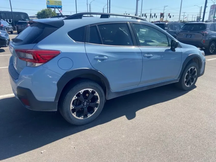 2023 Subaru Crosstrek Base photo 1