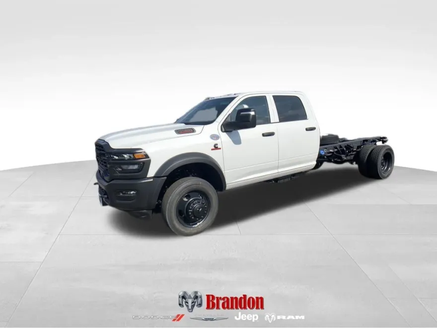 2025 Ram 5500 Tradesman photo 1