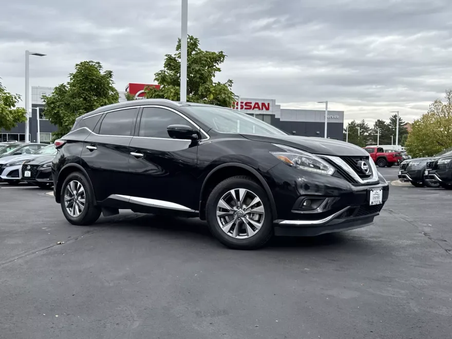 2018 Nissan Murano SL photo 1