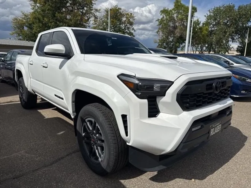 2024 Toyota Tacoma TRD Sport photo 1