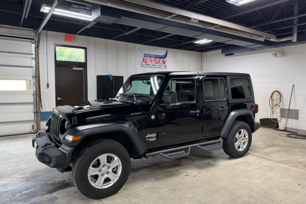 2019 Jeep Wrangler Unlimited Sport S photo 1