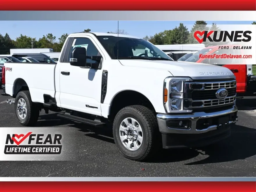 2024 Ford F-350 XLT photo 1