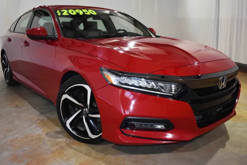 2018 Honda Accord Sport photo 1