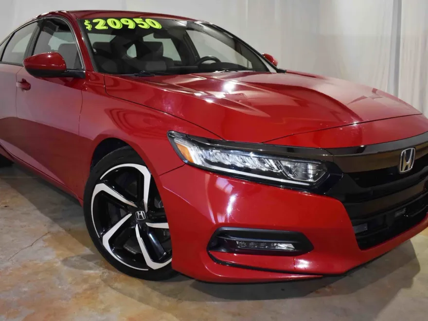 2018 Honda Accord Sport photo 1