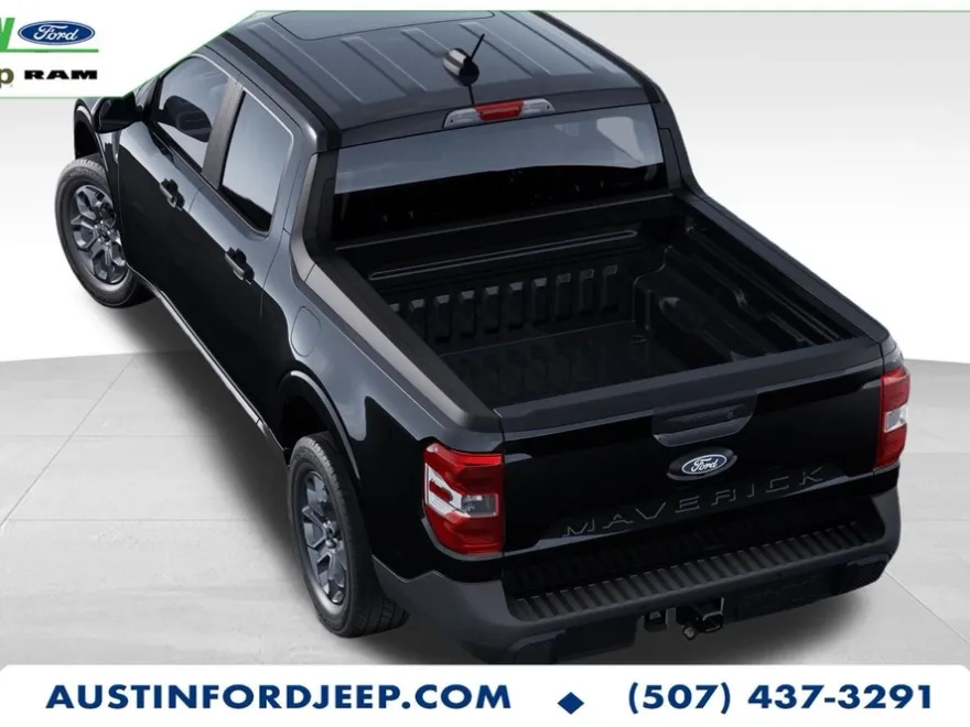 2025 Ford Maverick XLT photo 1