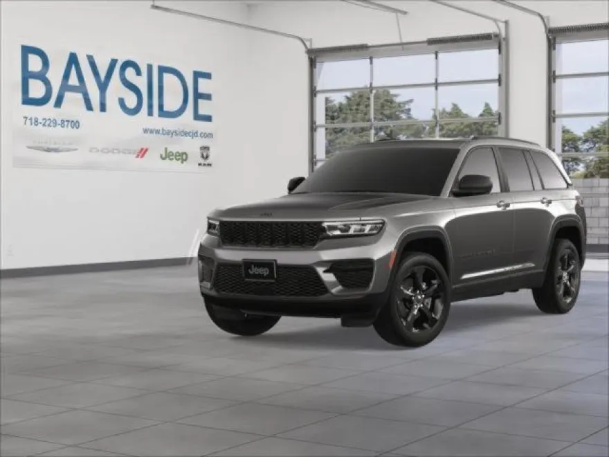2025 Jeep Grand Cherokee Altitude photo 1