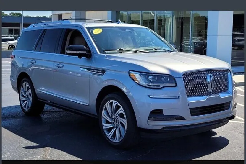 2023 Lincoln Navigator Reserve photo 1