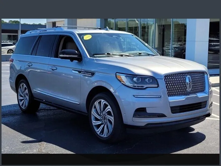 2023 Lincoln Navigator Reserve photo 1