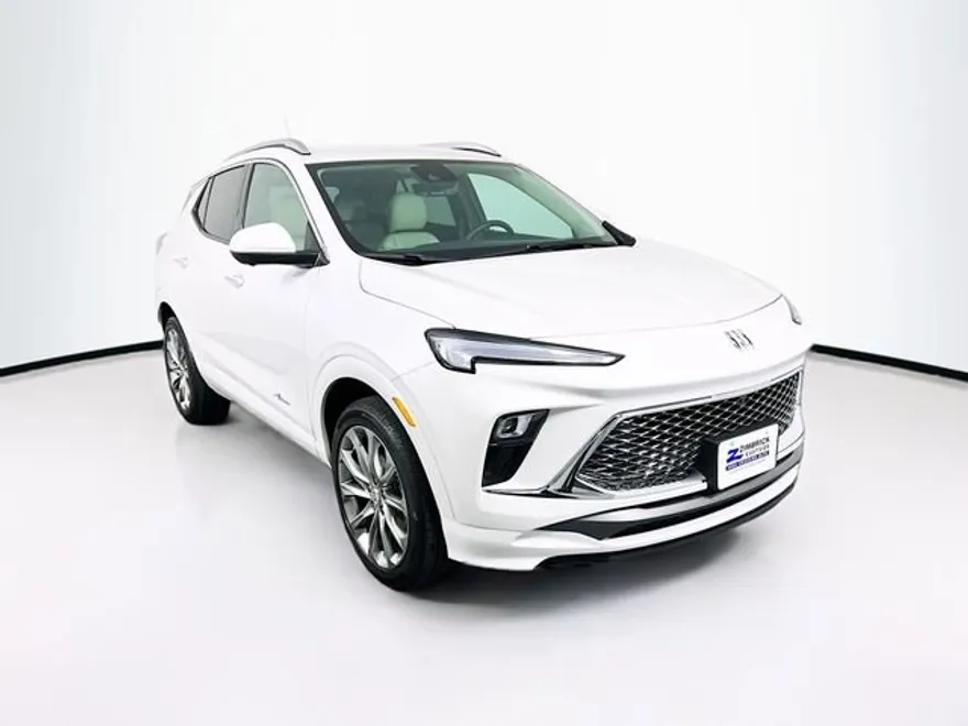 2024 Buick Encore GX Avenir photo 1