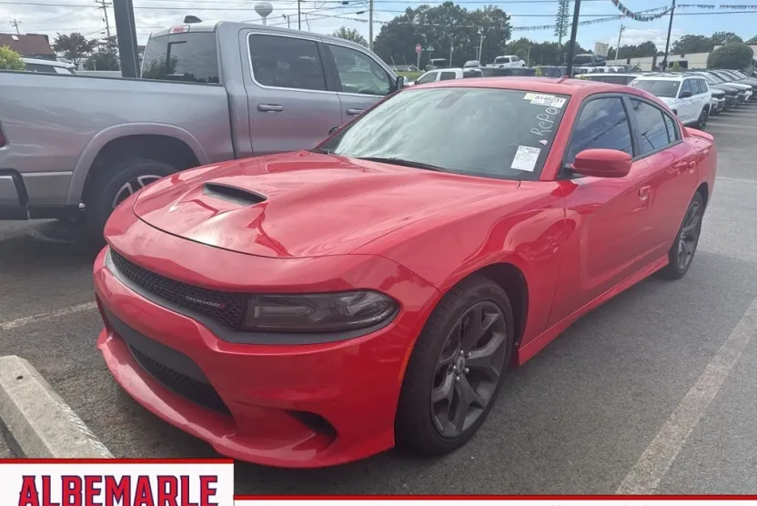 2019 Dodge Charger R/T photo 1