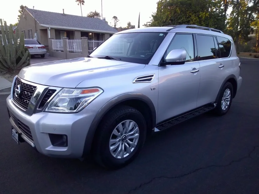 2020 Nissan Armada SV photo 1