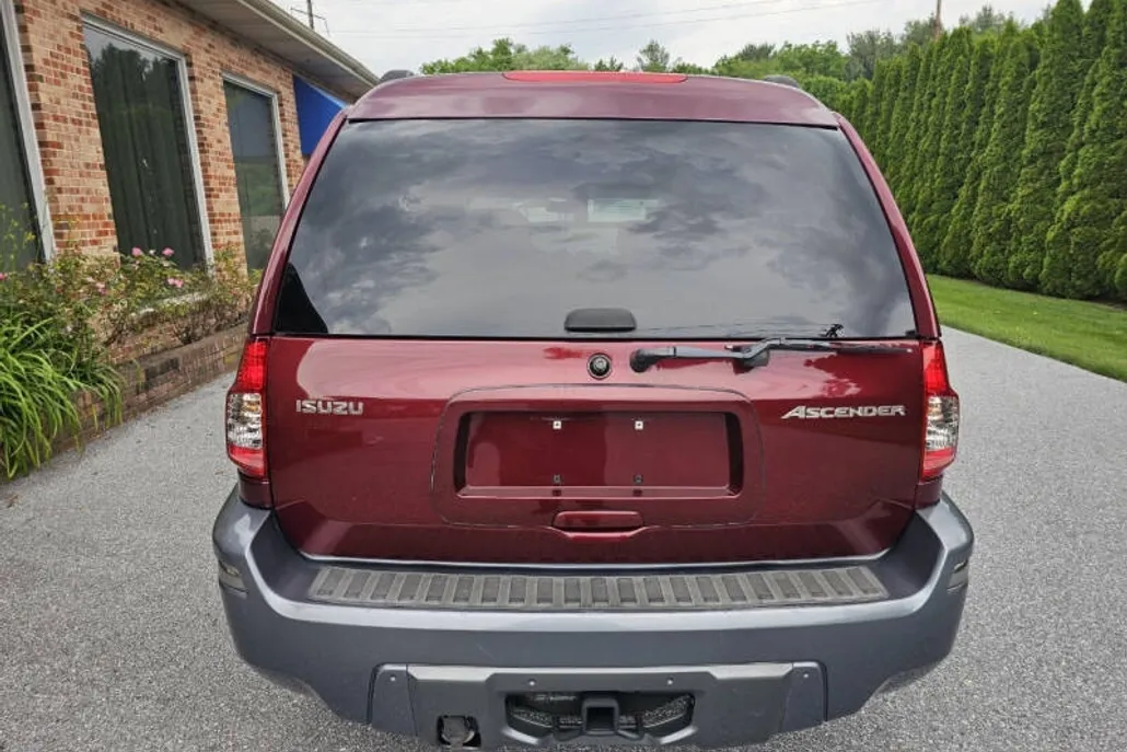 2004 Isuzu Ascender photo 1