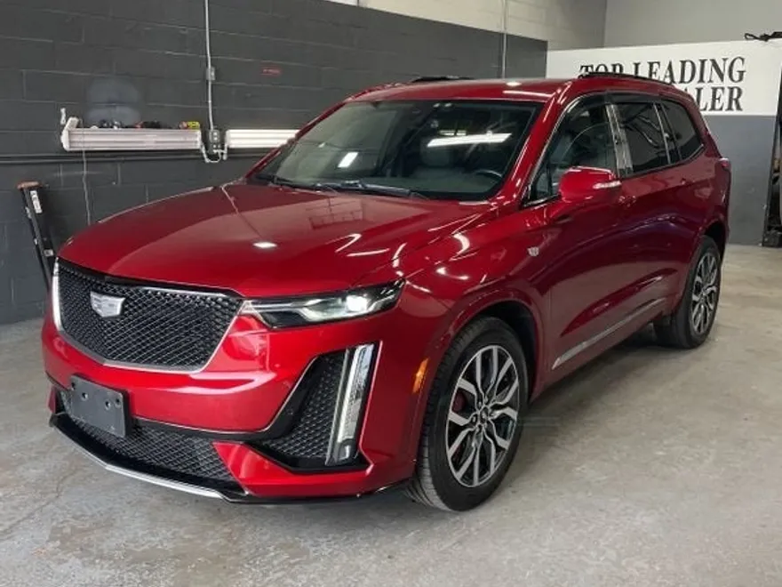 2022 Cadillac XT6 Sport photo 1