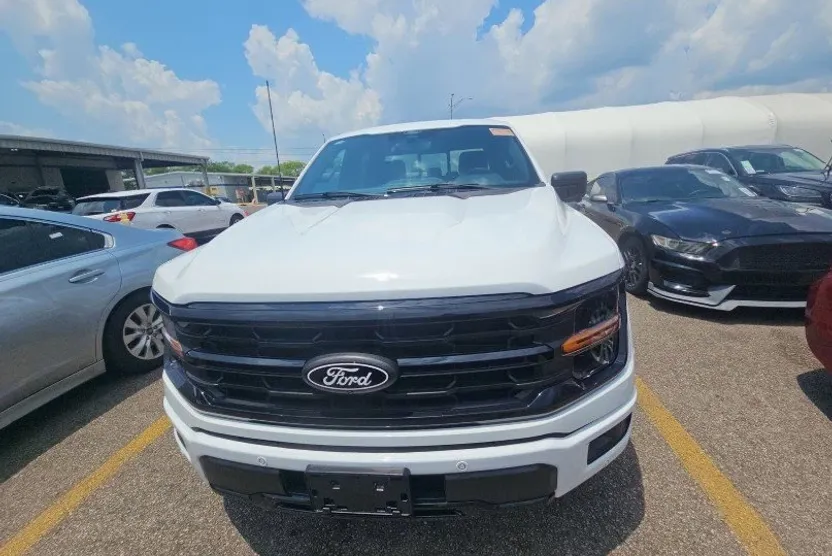 2024 Ford F-150 XLT photo 1
