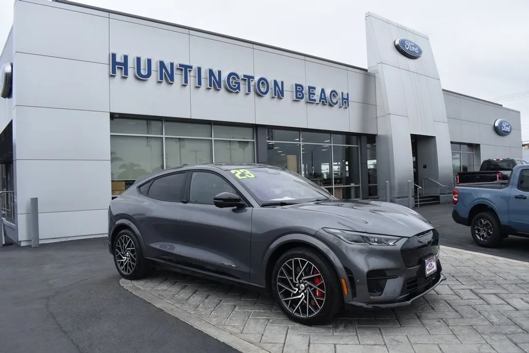 2023 Ford Mustang Mach-E GT photo 1