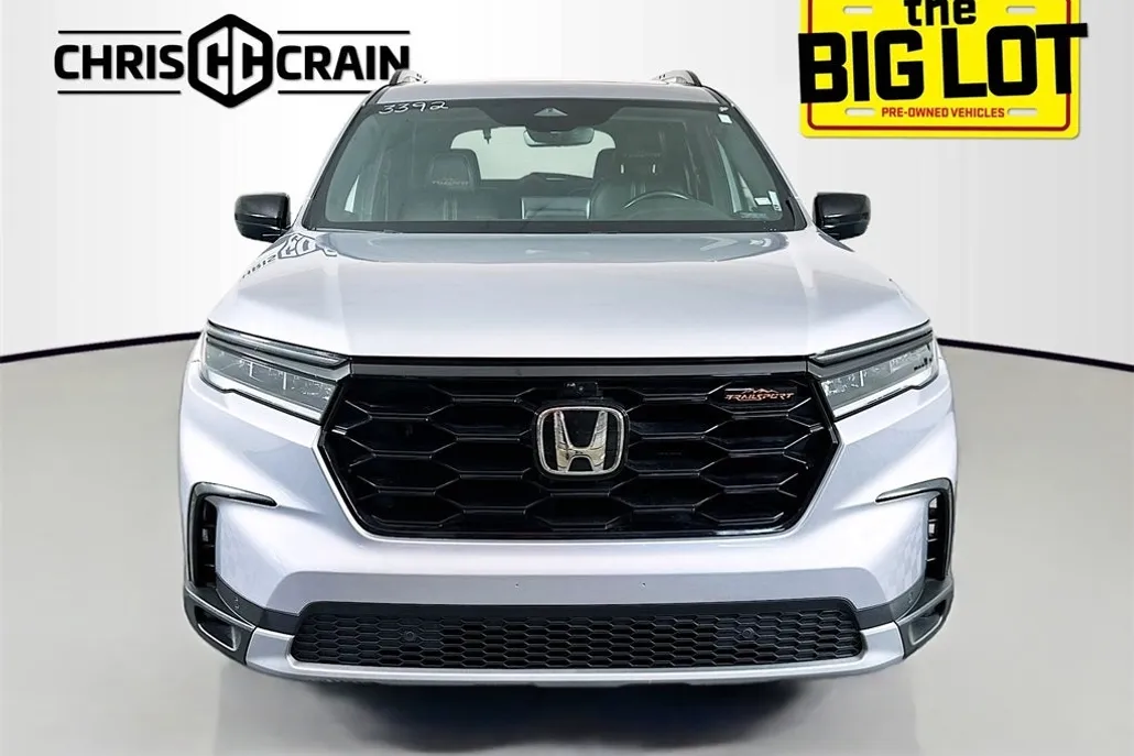 2023 Honda Pilot TrailSport photo 1