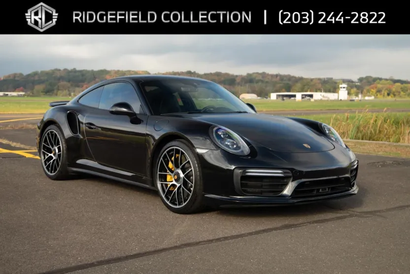 2018 Porsche 911 Turbo S photo 1