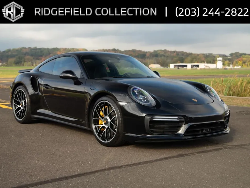 2018 Porsche 911 Turbo S photo 1