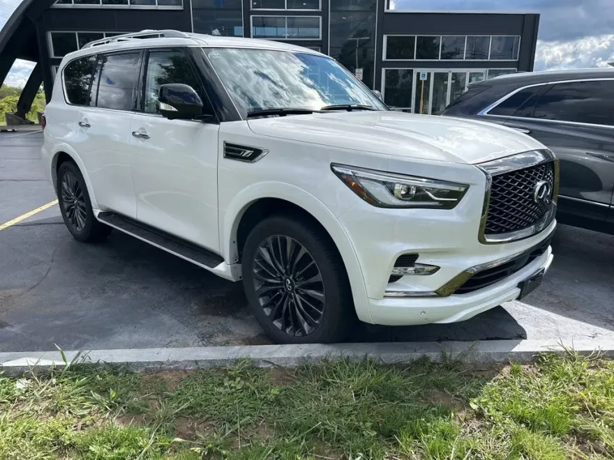 2024 Infiniti QX80 Premium Select photo 1