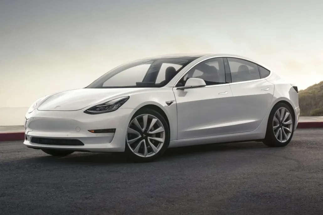 2019 Tesla Model 3 Long Range photo 1