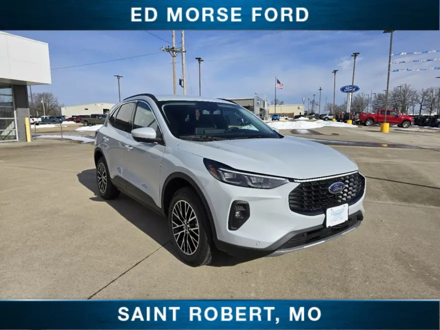 2025 Ford Escape photo 1