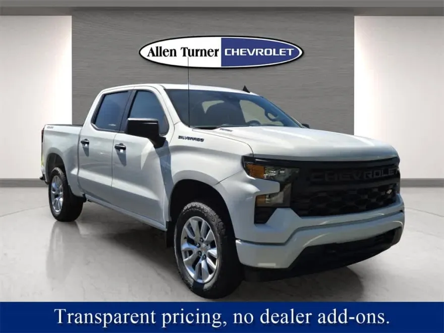2025 Chevrolet Silverado 1500 Custom photo 1