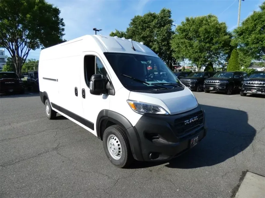 2024 Ram ProMaster 3500 Cargo Van photo 1