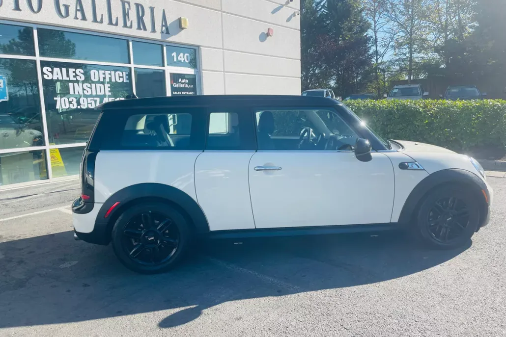 2012 Mini Clubman Base S photo 1