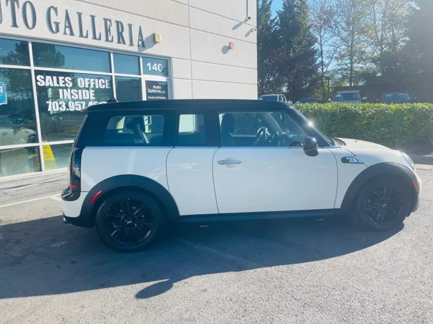 2012 Mini Clubman Base S photo 1