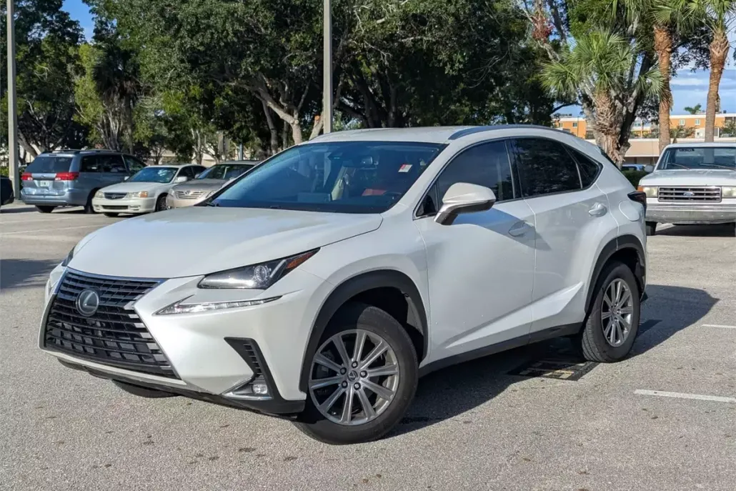 2020 Lexus NX 300 photo 1